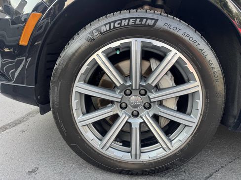 Used 2019 Audi Q7 3.0T Premium image 21