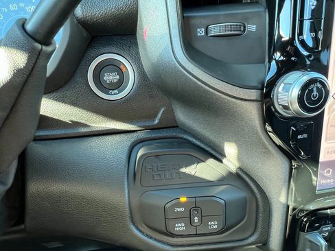 New 2026 RAM 2500 Tradesman image 25