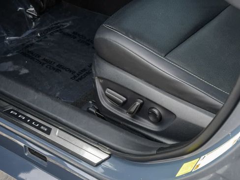 Used 2024 Toyota Prius XLE AWD/4WD image 27