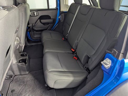 Used 2021 Jeep Wrangler Unlimited Sport image 26