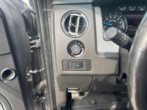Used 2014 Ford F150 XLT w/ Equipment Group 302A Luxury AWD/4WD image 18