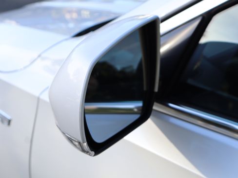 Used 2025 Cadillac CT4 Premium Luxury RWD image 16