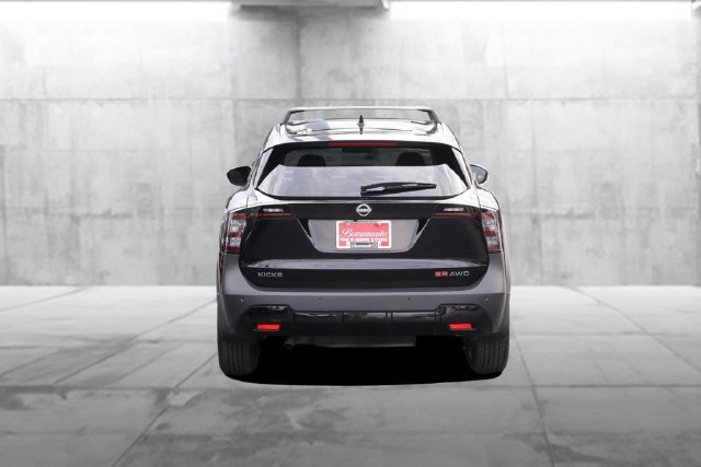 Certified 2026 Nissan Kicks SR w/ SR Premium Package AWD/4WD image 6