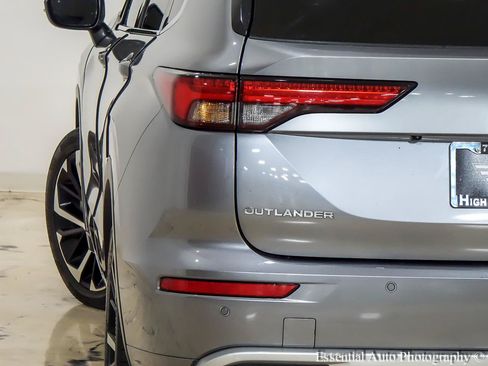 Used 2022 Mitsubishi Outlander SEL FWD image 8