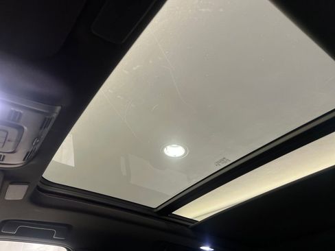 Used 2023 Cadillac Escalade Premium Luxury w/ LPO, Radiant Package image 27