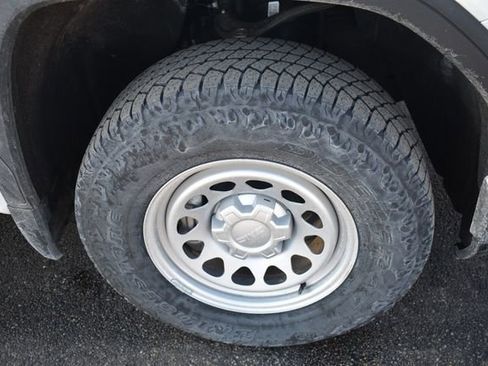 Certified 2024 GMC Sierra 1500 Pro w/ Pro Value Package image 11