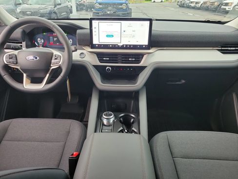 New 2026 Ford Explorer Active AWD/4WD image 11
