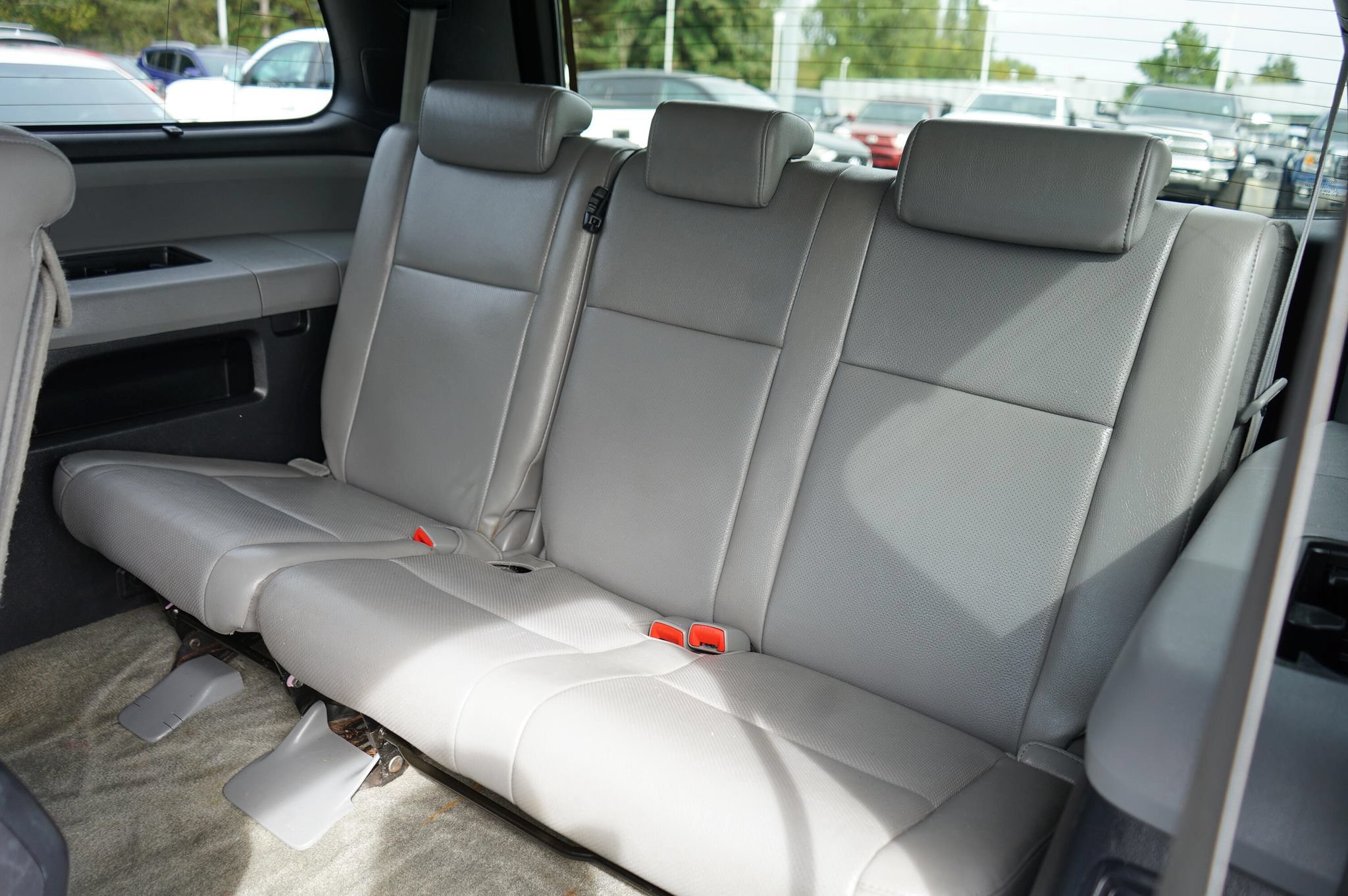 Used 2011 Toyota Sequoia Platinum AWD/4WD image 16