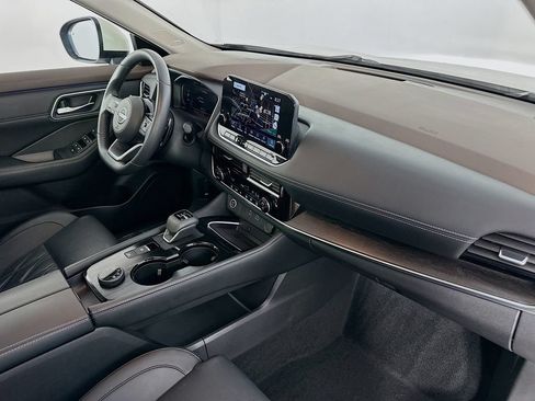 Certified 2023 Nissan Rogue Platinum AWD/4WD image 37