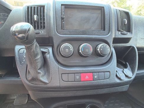 Used 2017 RAM ProMaster 2500 FWD image 16