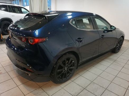 Used 2024 MAZDA MAZDA3 s image 4