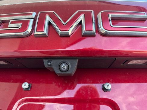 Used 2026 GMC Yukon Elevation AWD/4WD image 11