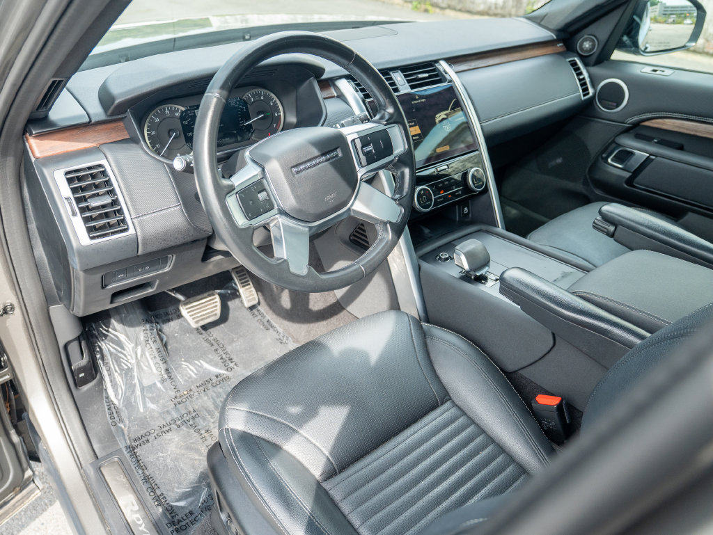 Used 2023 Land Rover Discovery S R-Dynamic AWD/4WD image 12