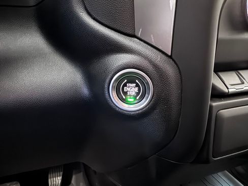 Certified 2022 GMC Sierra 1500 Pro w/ Pro Value Package image 24