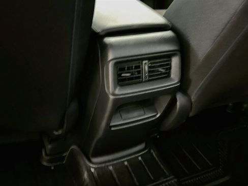Used 2023 Honda CR-V LX image 27