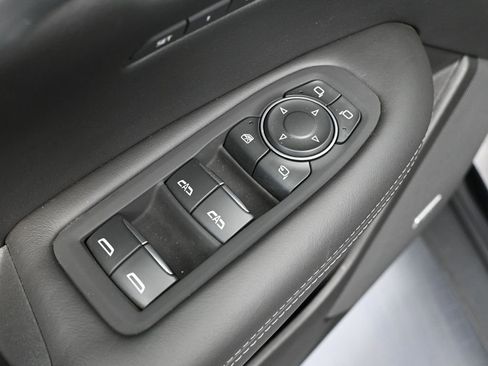 Used 2023 Cadillac XT5 Premium Luxury w/ Platinum Package image 23