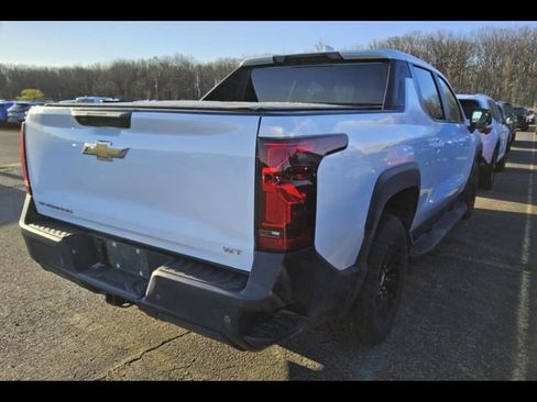 Used 2024 Chevrolet Silverado EV W/T AWD/4WD image 2