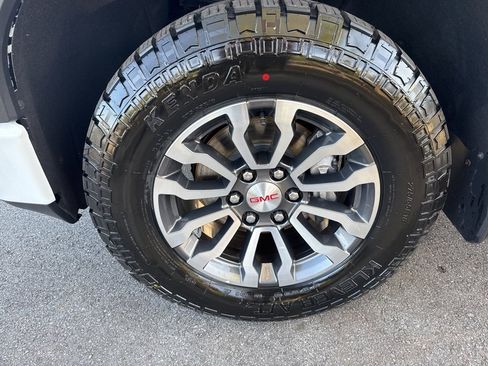 Used 2020 GMC Sierra 1500 AT4 w/ AT4 Premium Package image 40