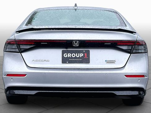 Used 2025 Honda Accord Touring image 5