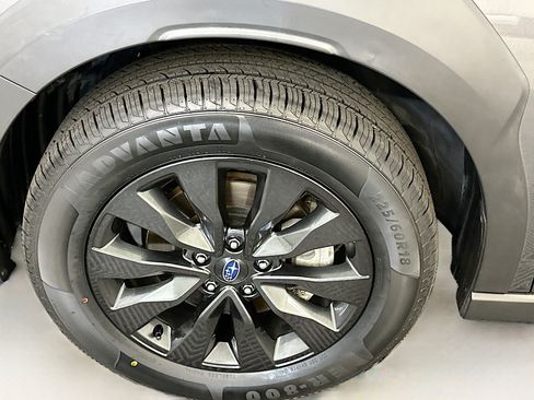 Used 2024 Subaru Outback Onyx Edition AWD/4WD image 36
