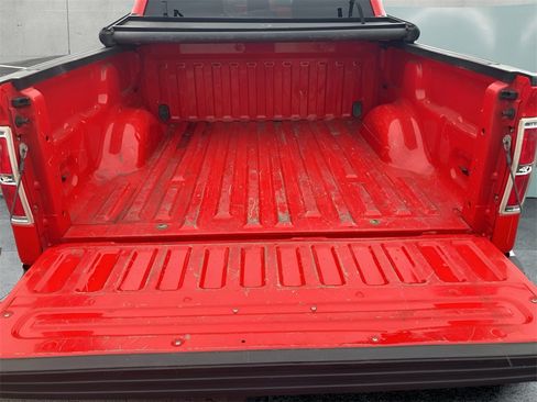 Used 2014 Ford F150 XLT w/ Trailer Tow Package image 10