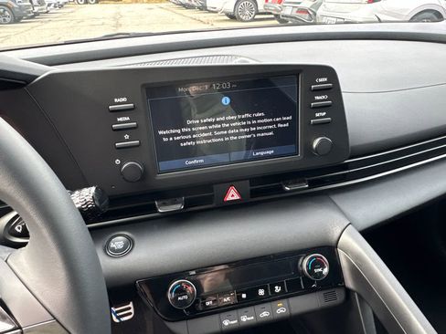 New 2026 Hyundai Elantra Sport image 17