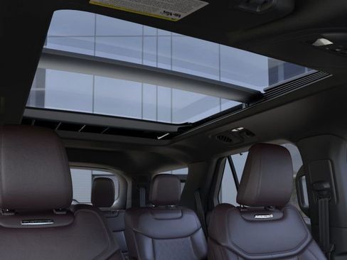 New 2025 Ford Explorer Platinum image 24