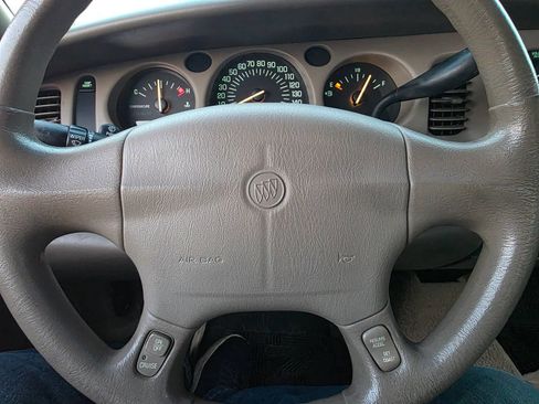 Used 2000 Buick Le Sabre Custom w/ Premium Opt Pkg FWD image 10