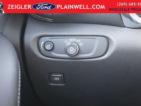 Used 2024 Chevrolet Blazer LT w/ Convenience Package image 32