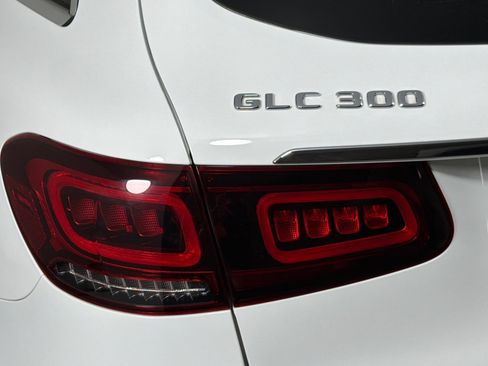 Used 2022 Mercedes-Benz GLC 300 image 26