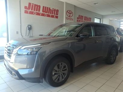 Used 2025 Nissan Pathfinder S