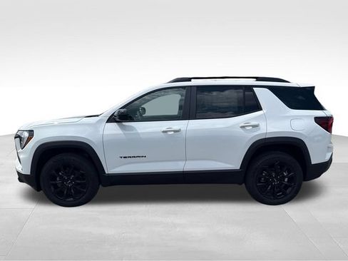 New 2027 GMC Terrain Elevation w/ Elevation Premium Package AWD/4WD image 2