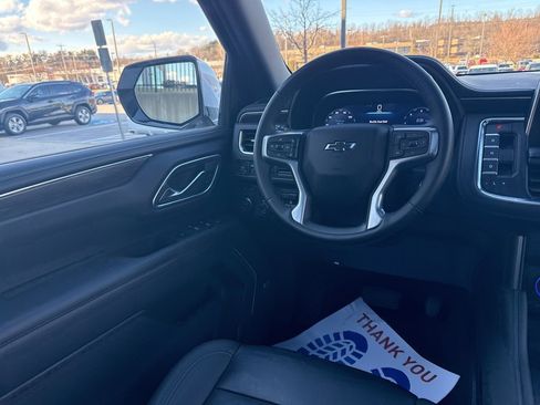 Used 2024 Chevrolet Tahoe Z71 w/ Luxury Package image 22
