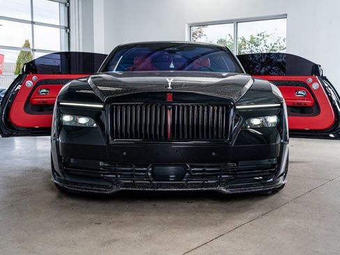 Used 2024 Rolls-Royce Spectre w/ Spectre Launch Package image 3