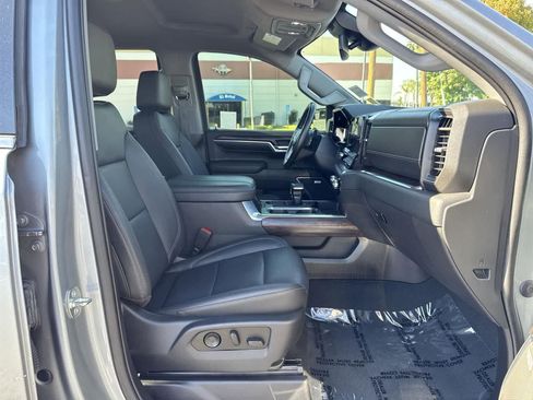 Used 2023 GMC Sierra 1500 SLT w/ SLT Premium Package image 21