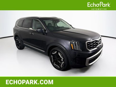 Used 2025 Kia Telluride S FWD image 1