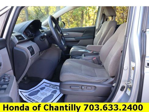 Used 2016 Honda Odyssey SE image 24