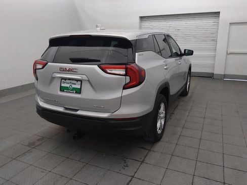 Used 2022 GMC Terrain SLE AWD/4WD image 9