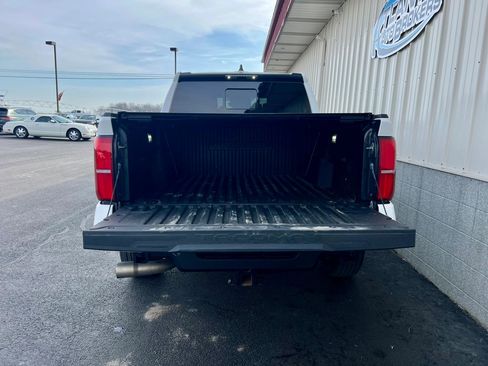 Used 2024 Toyota Tacoma SR5 image 5