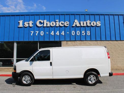 Used 2019 Chevrolet Express 2500 image 3