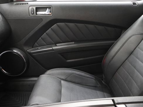 Used 2013 Ford Mustang GT Premium RWD image 13