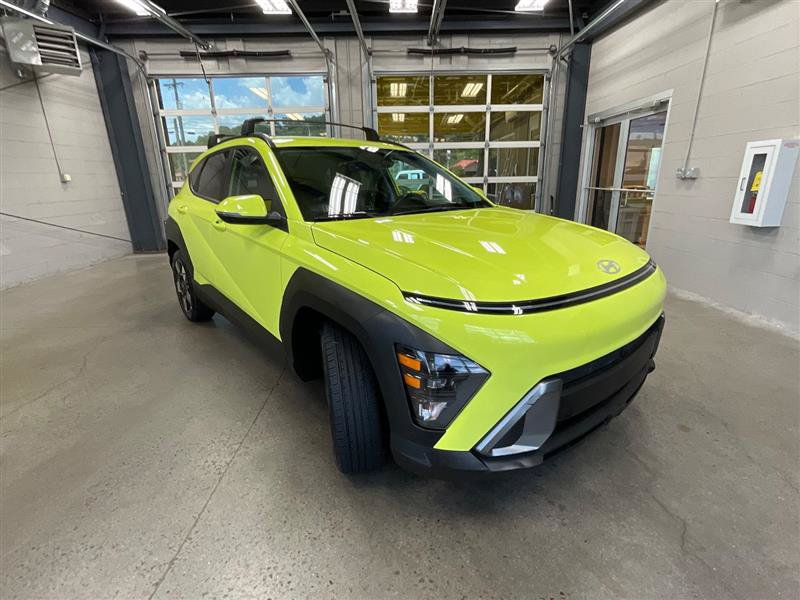 Used 2024 Hyundai Kona SEL w/ Convenience Package FWD image 7