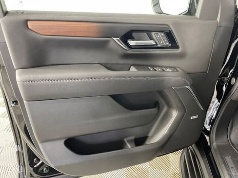 New 2026 GMC Yukon XL Denali AWD/4WD image 12