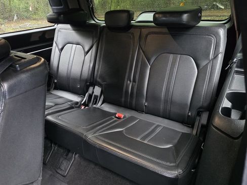 Used 2020 Ford Expedition Limited RWD image 14
