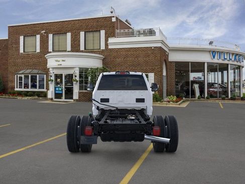 New 2026 Ford F550 4x4 Regular Cab Super Duty image 5