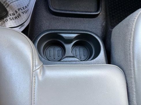 Used 2010 Ford Ranger XL image 19