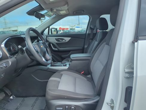 Used 2025 Chevrolet Blazer LT FWD image 15