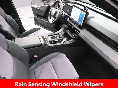 Used 2026 Toyota RAV4 XSE w/ Panoramic Sun Roof Package AWD/4WD image 33
