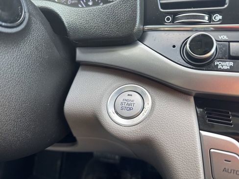 Used 2018 Hyundai Elantra ECO image 28