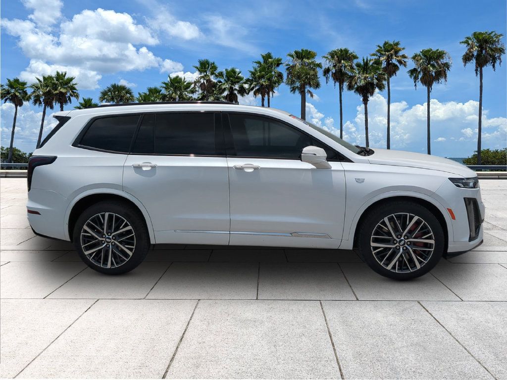 Used 2024 Cadillac XT6 Sport AWD/4WD image 9